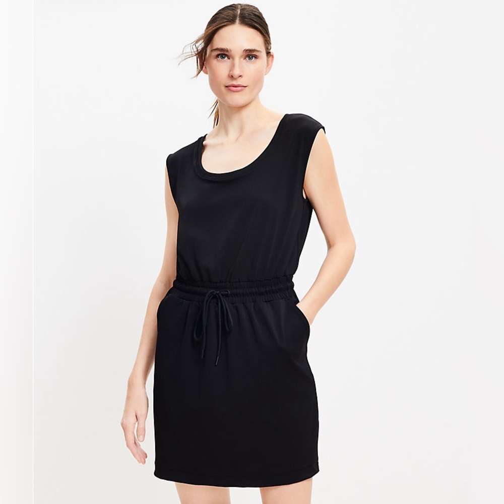 Lou & Grey Black Sleeveless Drawstring Waist Dress
